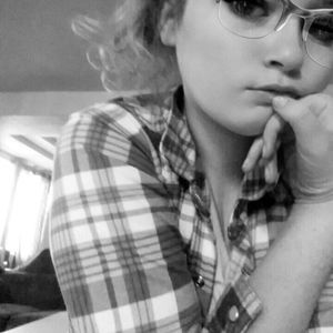 Meet your Posher, Karissa